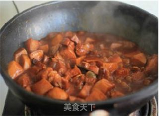 大热天吃香而不腻五花肉的完美做法——杏鲍菇韩味红烧肉的做法步骤：13