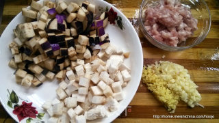 茄子肉酱意粉的做法步骤：1