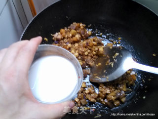 茄子肉酱意粉的做法步骤：8