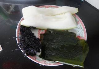 【海带冬瓜汤】-素菜里的减肥汤的做法步骤：1