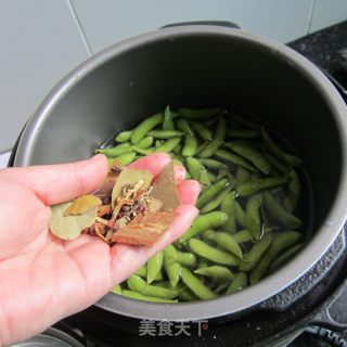 五香毛豆的做法步骤：4