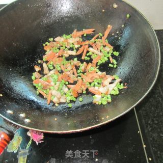 肉花肠饭团的做法步骤：6