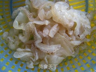 l凉拌海蜇丝的做法步骤：1