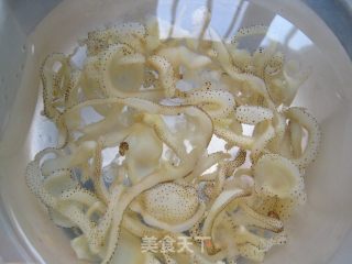 l凉拌海蜇丝的做法步骤：2