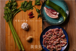 朗姆脆炒鸡胗——吃了就停不了口的下饭下酒菜的做法步骤：1