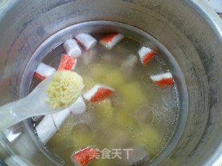 蟹柳土豆排骨汤的做法步骤：10