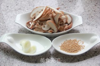 秋季淡补——【芝香菇片】的做法步骤：2