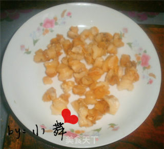 扇贝肉小炒的做法步骤：2