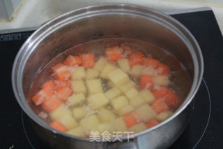 酱爆六丁的做法步骤：3