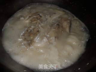 鱼头浓汤的做法步骤：6