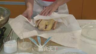 盐焗鸡的做法步骤：3