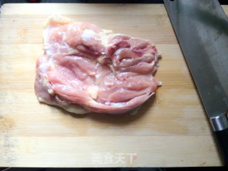 改变你对于沙拉的定义——煎鸡腿草菇沙拉的做法步骤：1