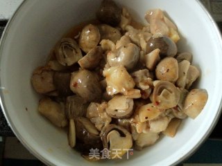 改变你对于沙拉的定义——煎鸡腿草菇沙拉的做法步骤：8