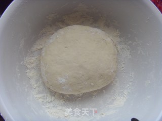 蒸饺的做法步骤：1