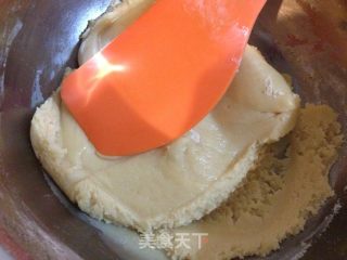 莲蓉栗子月饼的做法步骤：3