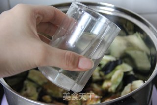 秋季淡补——【家常焖茄子】的做法步骤：6