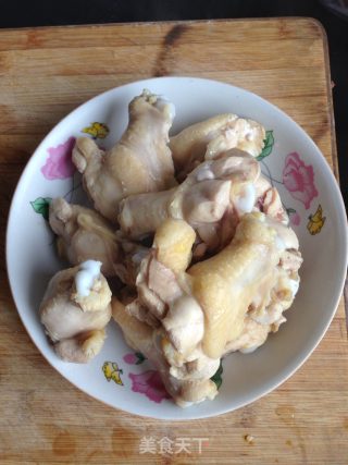 卤鸡翅根的做法步骤：4