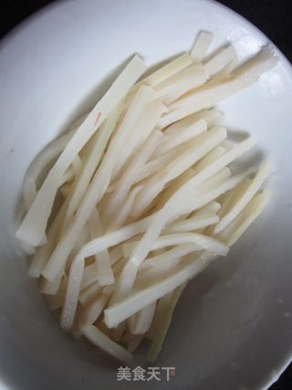 鱼香肉丝的做法步骤：2