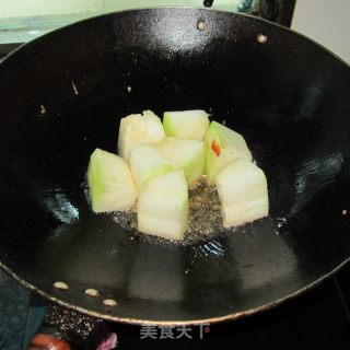 红烧大块冬瓜的做法步骤：3