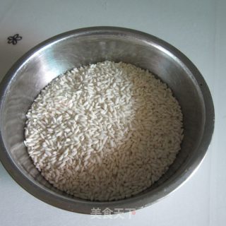 红枣花生糯米饭的做法步骤：1