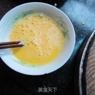 苋菜叶煎蛋的做法步骤：3