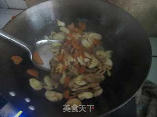 肉炒胡萝卜杏鲍菇的做法步骤：12