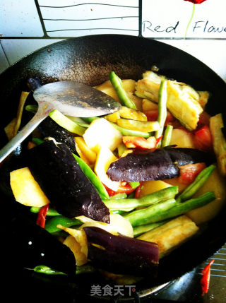 炖肉料私房乱炖的做法步骤：5