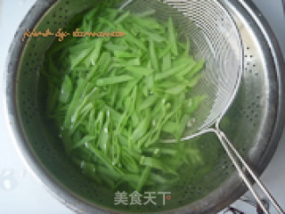 蒜蓉眉豆的做法步骤：4