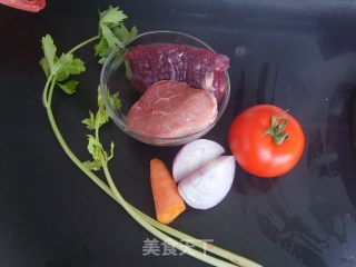 意大利肉酱的做法步骤：1