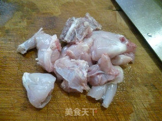 牛蛙烧萝卜的做法步骤：4