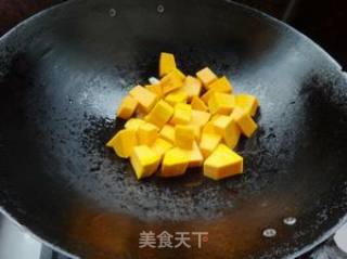 骨头参烧南瓜的做法步骤：4