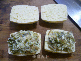 玉米馒头夹咸菜鸡蛋的做法步骤：13