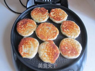 肉末葱油饼的做法步骤：13