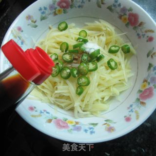 凉拌土豆丝的做法步骤：7