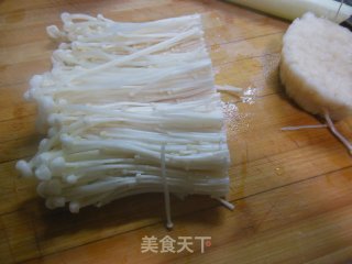 剁椒金针菇的做法步骤：2