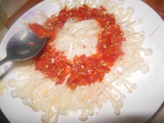 剁椒金针菇的做法步骤：5
