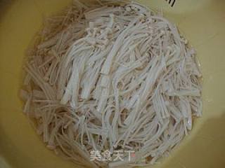 爽口小凉菜---------【捞拌金针菇】的做法步骤：19