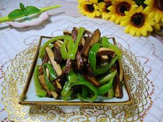 家常小炒--------【青椒炒茶干】的做法步骤：14