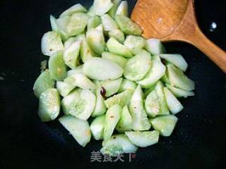 家常小炒----------【油条炒黄瓜】的做法步骤：12