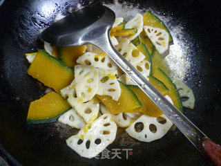 莲藕炒日本南瓜的做法步骤：11