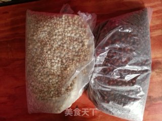红豆薏米粥的做法步骤：1