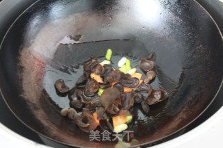 山药小炒的做法步骤：5