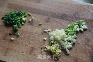 肉末茄子的做法步骤：2