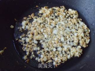 避风塘炒虾的做法步骤：5