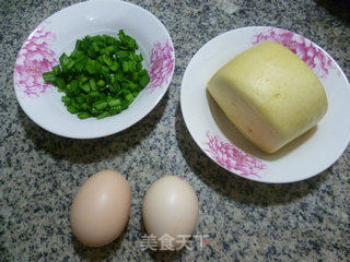 韭菜玉米馒头煎饼的做法步骤：1