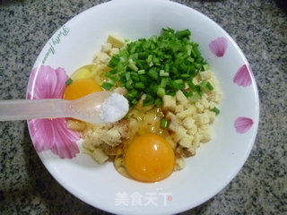 韭菜玉米馒头煎饼的做法步骤：7