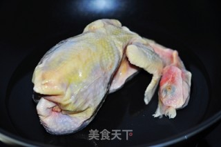 复制云南经典美味----过桥米线的做法步骤：2
