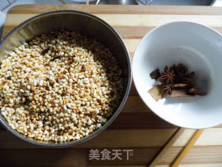 粉蒸肉好吃的秘诀———————【秘制五香蒸肉粉】的做法步骤：5