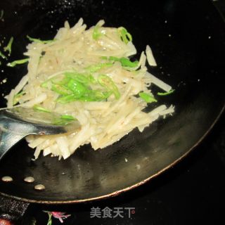 青椒凉薯丝的做法步骤：6