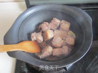 玉米烧排骨的做法步骤：3